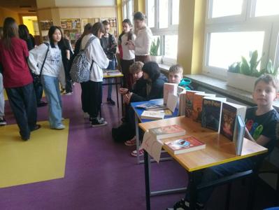 Wystawa książek uczniów