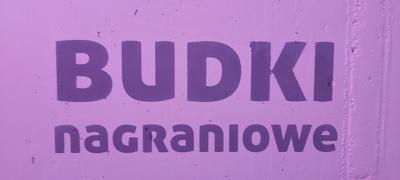 Każdy mógł nagrać swoją piosenkę w budkach nagraniowych.