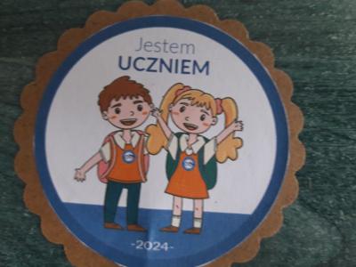 Znaczki-dekoracje przygotowane przez rodziców 1a