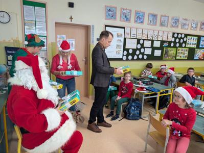 WIZYTA MIKOŁAJA I WICEBURMISTRZA DZIELNICY OCHOTA P. SŁAWOMIRA CYGLERA