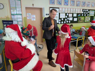 WIZYTA MIKOŁAJA I WICEBURMISTRZA DZIELNICY OCHOTA P. SŁAWOMIRA CYGLERA