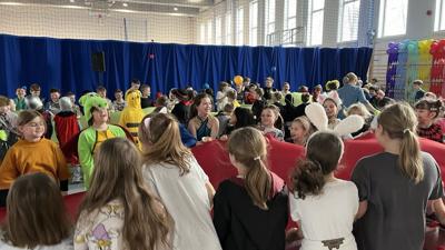 Bal karnawałowy 2025 (10) zabawy w grupach