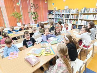 W bibliotece (1)