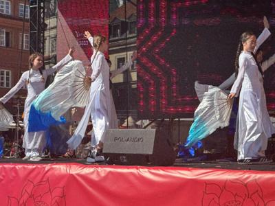 Festiwal Kultury Wietnamskiej, występ naszych uczennic.