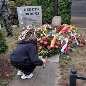PAMIĘĆ O BOHATERACH REDUTY ORDONA