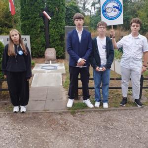 PAMIĘĆ O BOHATERACH REDUTY ORDONA