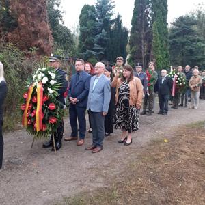 PAMIĘĆ O BOHATERACH REDUTY ORDONA