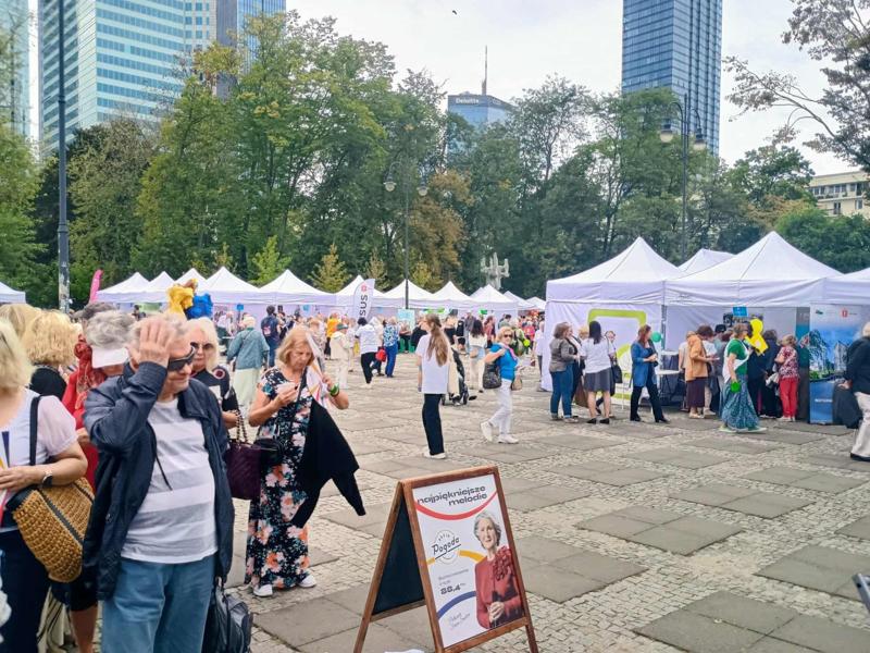 PARADA SENIORÓW W RAMACH WARSZAWSKICH DNI SENIORA.
