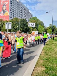 PARADA SENIORÓW W RAMACH WARSZAWSKICH DNI SENIORA.