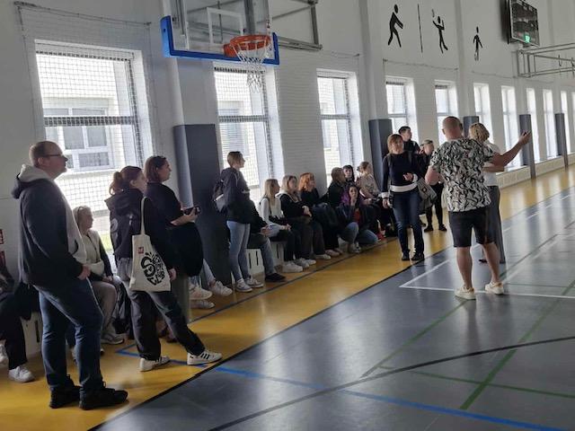 24.10.2025 Wizyta studentów z Niemiec, hala sportowa