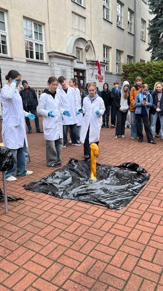 FESTIWAL NAUKI W XXI LICEUM OGÓLNOKSZTAŁCĄCYM IM. HUGONA KOŁŁĄTAJA W WARSZAWIE