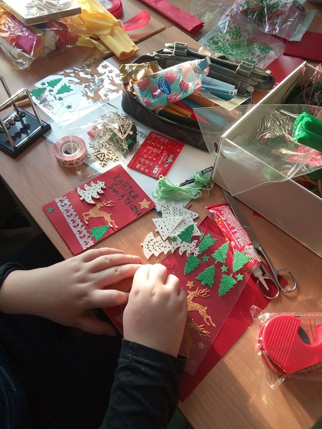 Każda_kartka_to_małe_dzieło_sztuki