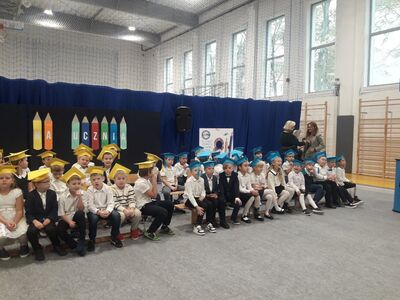 Oczekiwanie na rozpoczęcie uroczystości