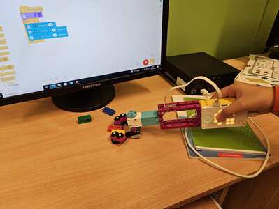 reka_robota.jpg[small]