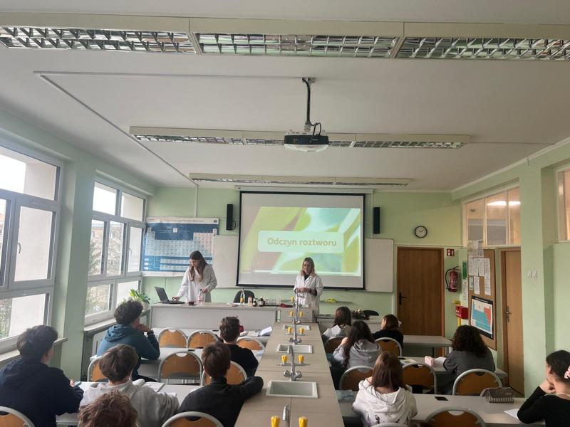 ODWRÓCONA LEKCJA CHEMII