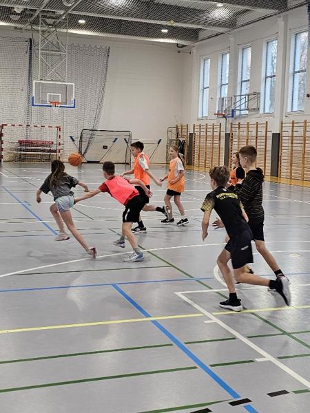 MIKOŁAJKI NA SPORTOWO