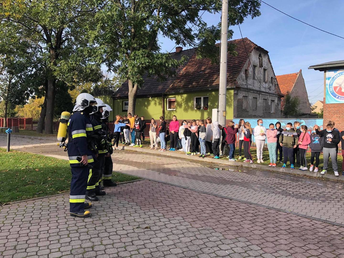 Tutaj powinien być opis obrazka