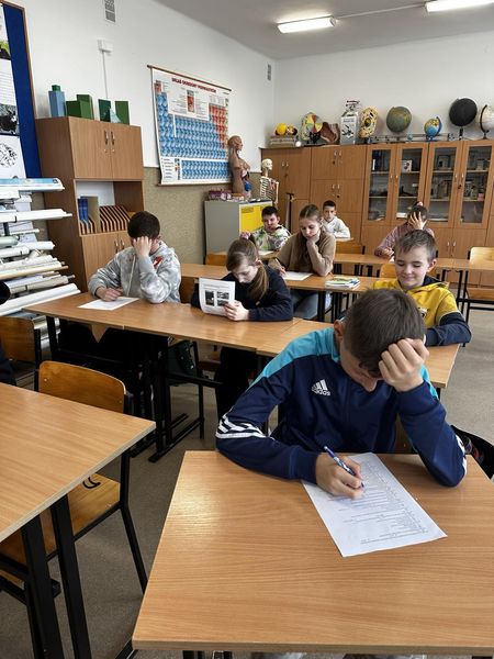 Tutaj powinien być opis obrazka
