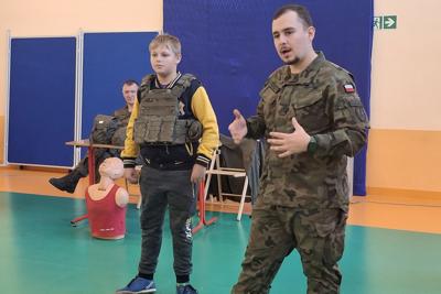 Program edukacyjno - obronny "Edukacja z wojskiem