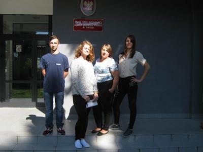 na zdjęciu od lewej: Dominik Ciupek, Anna Łącka, Angelika Kosiek, Edyta Romanek