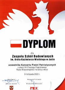 Dyplom dla naszej szkoły za udział w Koncercie Pieśni Patriotycznej z okazji XII Pieszego Powiatowego Rajdu Niepodległości na Górę Liwocz