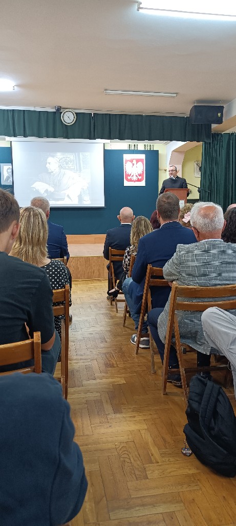 Tutaj powinien być opis