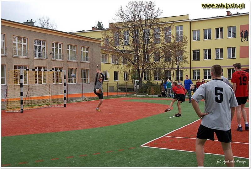 Tutaj powinien być opis