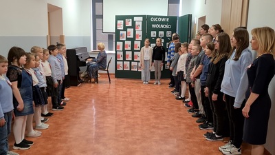 #SzkołaDoHymnu