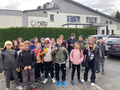 Klasa 4 udała się do h2o na warsztaty integracyjne. Tematyka zajęć związana była z pojęciami takimi