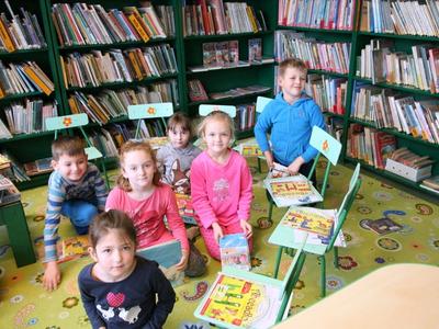 Pasowanie na czytelnika uczniów klasy 1