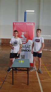 Rozgrywki w badmintona - Powiatowe Zawody w Badmintona Chłopców 2021
