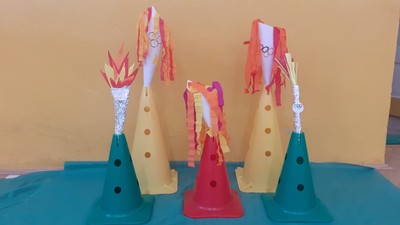 Pochodnie olimpijskie wykonane przez uczniów