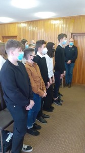 I sesja  nowej Młodzieżowej Rady Gminy - Młodzieżowi Radni III kadencji 