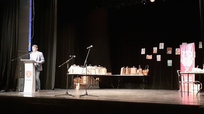„Zdrowa i piękna mama”  - recytacja wierszy