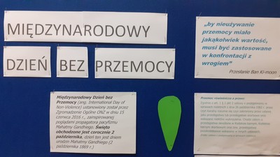 Międzynarodowy Dzień Bez Przemocy - gry i zabawy uczniów