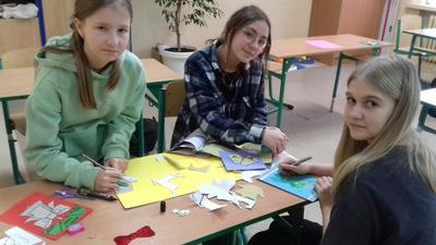 Przygotowywanie kartek na konkurs