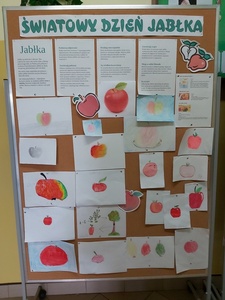 Światowy Dzień Jabłka w klasach IV - VIII - gazetka szkolna