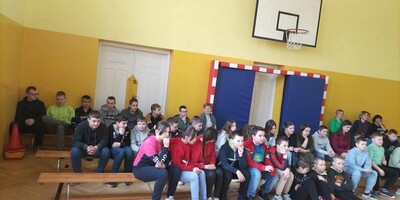 Spektakl profilaktyczny "Szkolne tarapaty" 