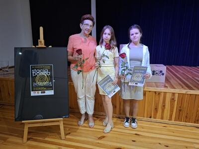„Stacja Poezja” - nagrodzone uczennice