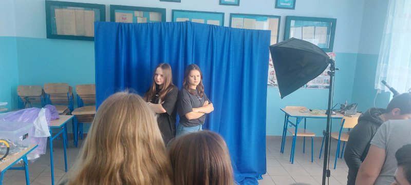 Klasa VI podczas pracy w "Laboratoriach Przyszłości"