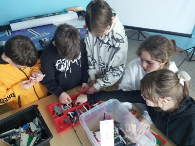 Zajęcia z techniki w Laboratoriach Przyszłości