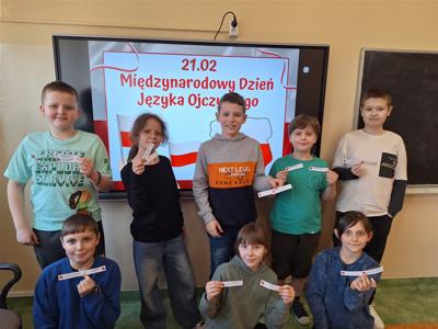 Zdjęcie grupowe uczniów
