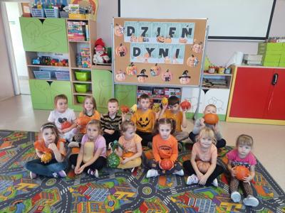 Zdjęcie zbiorowe dzieci