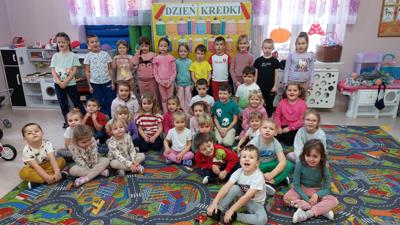 Zdjęcie zbiorowe dzieci