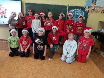 Mikołajki w naszej szkole - zdjęcia klasowe