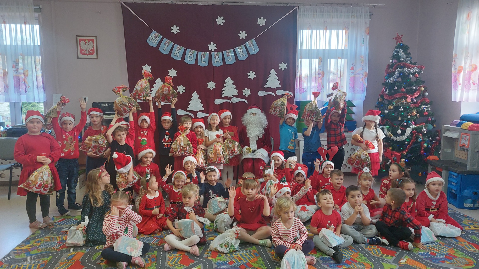 Zdjęcia grupowe dzieci