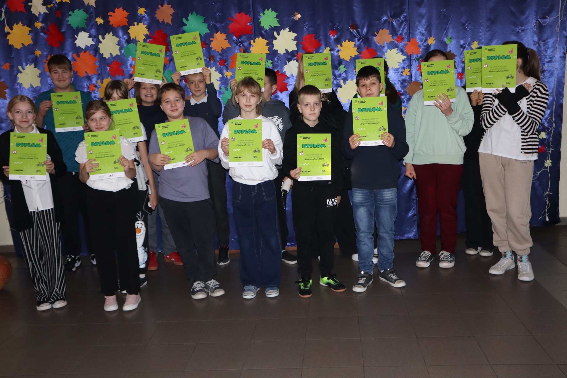 Tutaj powinien być opis obrazka