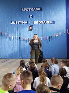 Scena z pisarką Panią Justyną Bednarek 