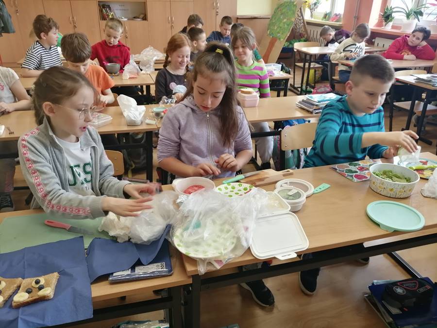 Tutaj powinien być opis