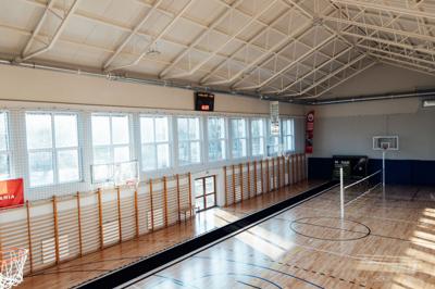 hala sportowa w środku